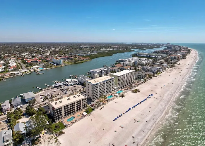 20002 Gulf Blvd Penthouse 5 Holiday home *