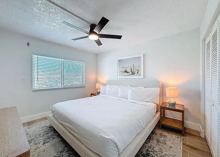 20002 Gulf Blvd Penthouse 5