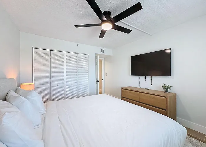 20002 Gulf Blvd Penthouse 5 Holiday home Clearwater Beach