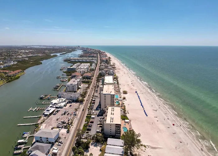 20002 Gulf Blvd Penthouse 5 *