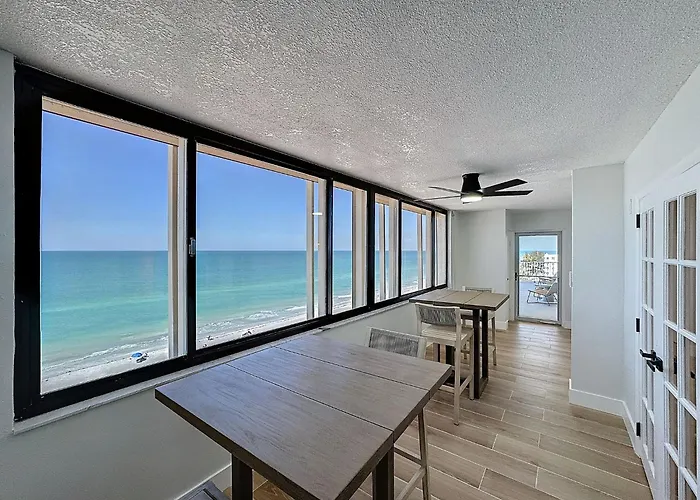 20002 Gulf Blvd Penthouse 5 Holiday home Clearwater Beach