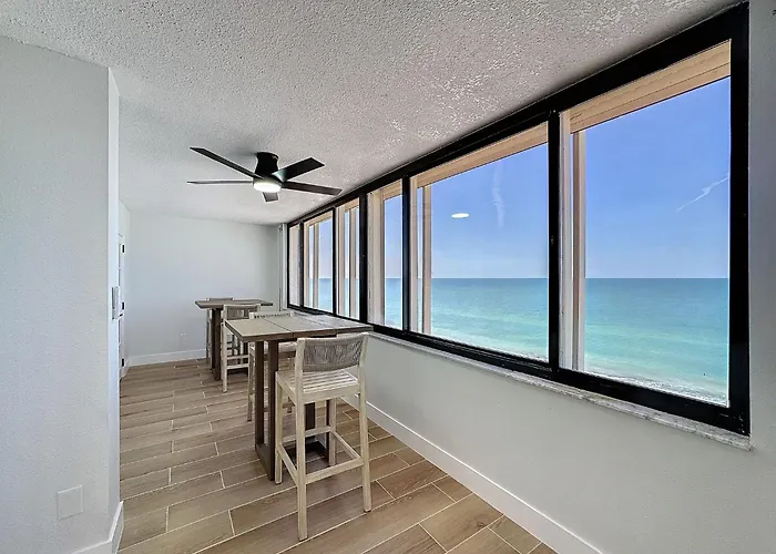 Holiday home 20002 Gulf Blvd Penthouse 5 *