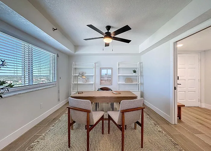 Holiday home 20002 Gulf Blvd Penthouse 5 *