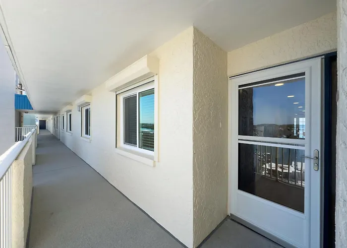 20002 Gulf Blvd Penthouse 5 Clearwater Beach