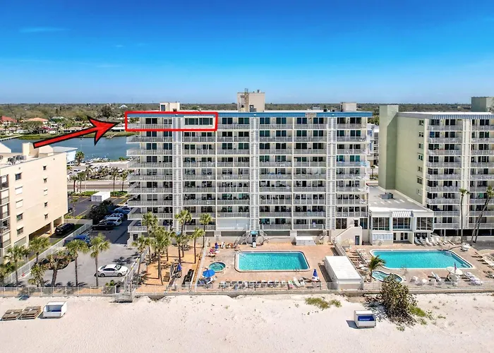 20002 Gulf Blvd Penthouse 5 Holiday home Clearwater Beach
